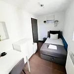 Hotel Goscinne Przy Molo