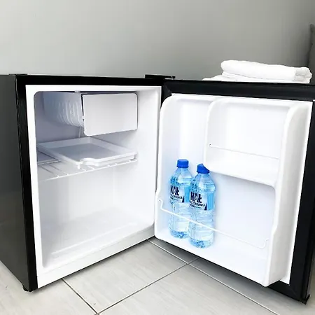 Goscinne Przy Molo Hotel *