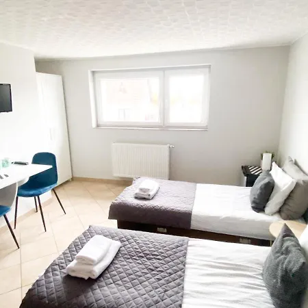 Hotel Goscinne Przy Molo *