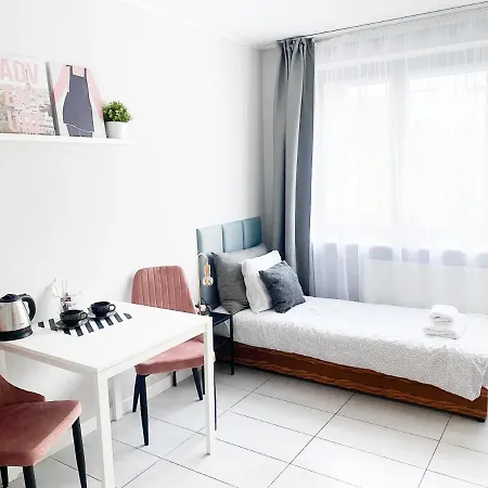 Hotel Goscinne Przy Molo *