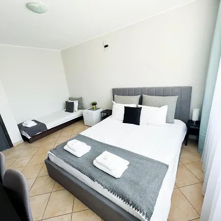 Hotel Goscinne Przy Molo *