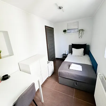 Hotel Goscinne Przy Molo