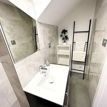 Goscinne Przy Molo Hotell
