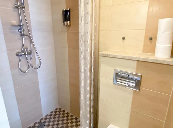 Hotel Goscinne Przy Molo Gdyně