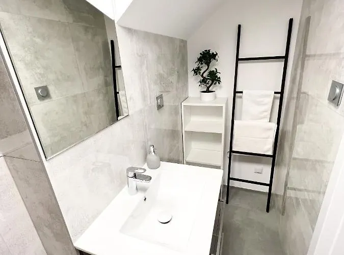 Hotel Goscinne Przy Molo